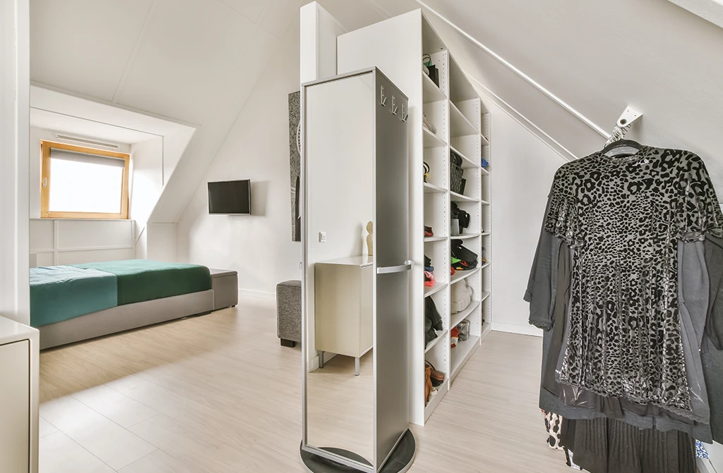 Garderoba na poddaszu - Izolacja termiczna poddasza